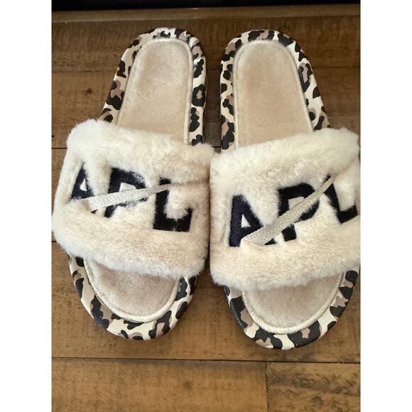 APL: Athletic Propulsion Labs Women Shearling Slide Parchment/Black/Leopard Sz 8 - Picture 1 of 5